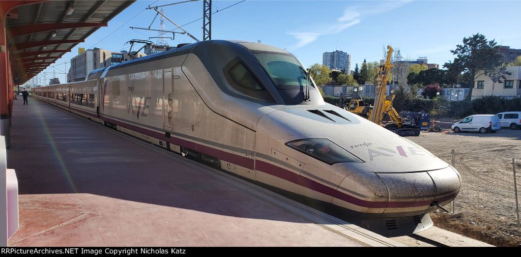 RENFE AVE 22 